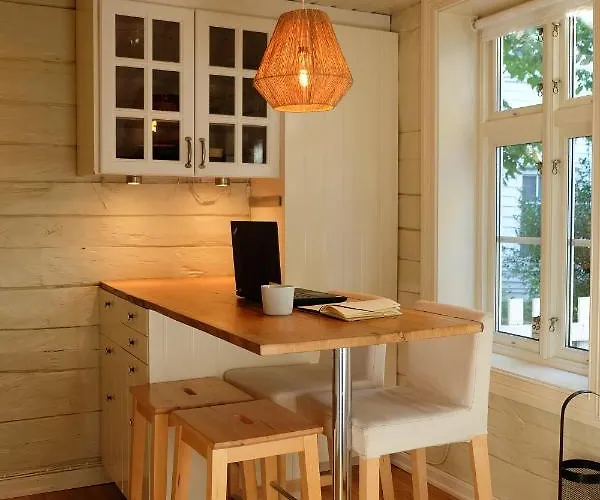 Charming House, Rare Historic House From 1779, Whole House Lägenhet Bergen