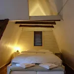 Charming House, Rare Historic House From 1779, Whole House דירה