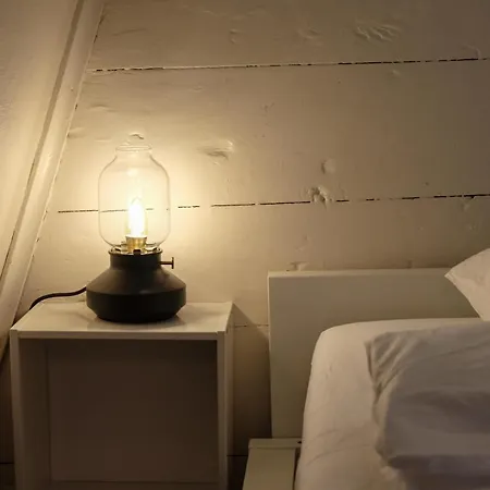 Charming House, Rare Historic House From 1779, Whole House דירה *