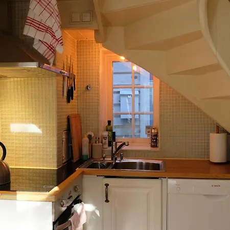 Apartment Charming House, Rare Historic House From 1779, Whole House