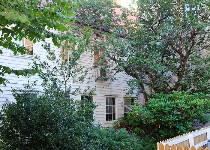 Charming House, Rare Historic House From 1779, Whole House Bergen